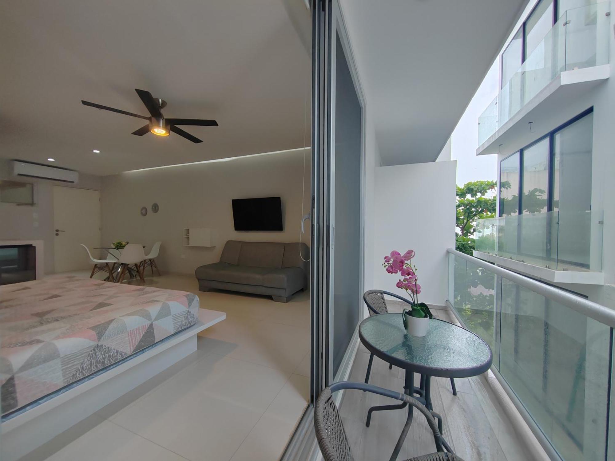 Centrally Located Apartments Steps Away From 5Th Avenue And The Beach! By.Yeah Playa del Carmen Luaran gambar